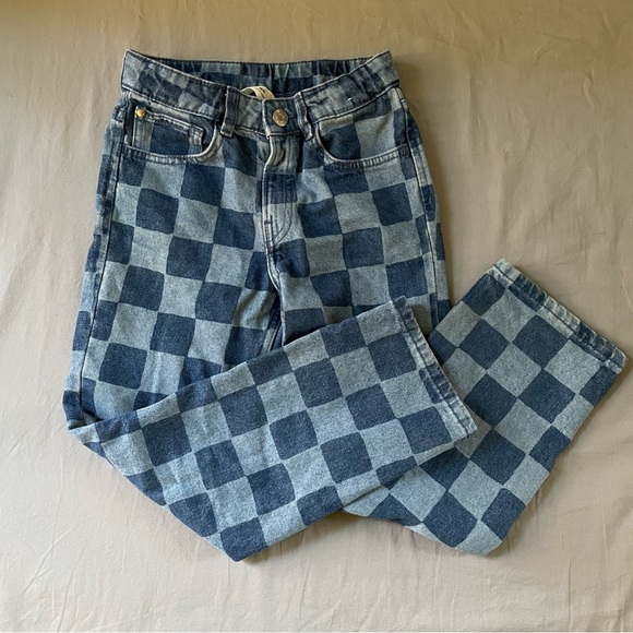 ZARA and H&M 3 pairs of pants. 7Y - Picture 6 of 7